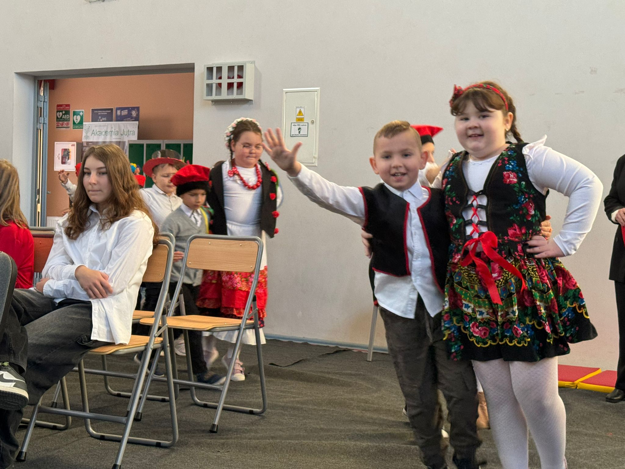 WhatsApp Image 2025 12 22 at 19.52.07 6