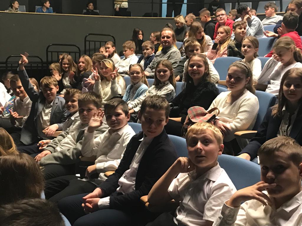 teatr 1