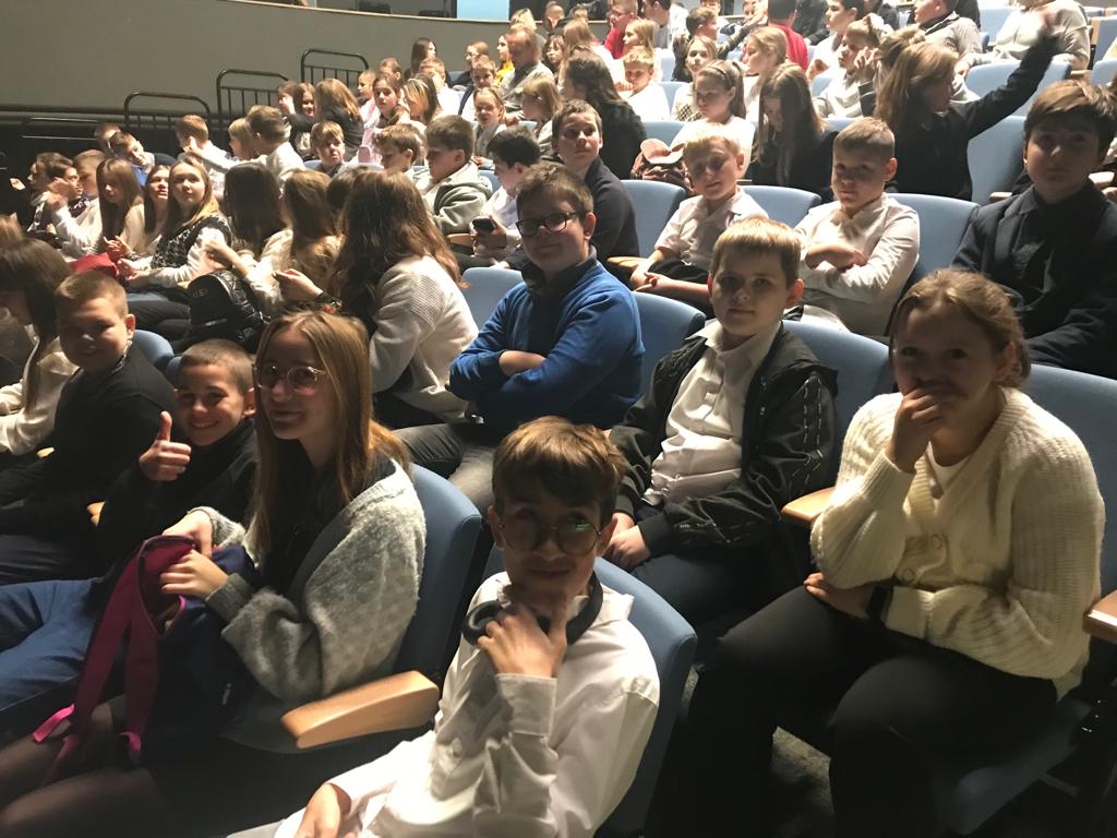 teatr 2